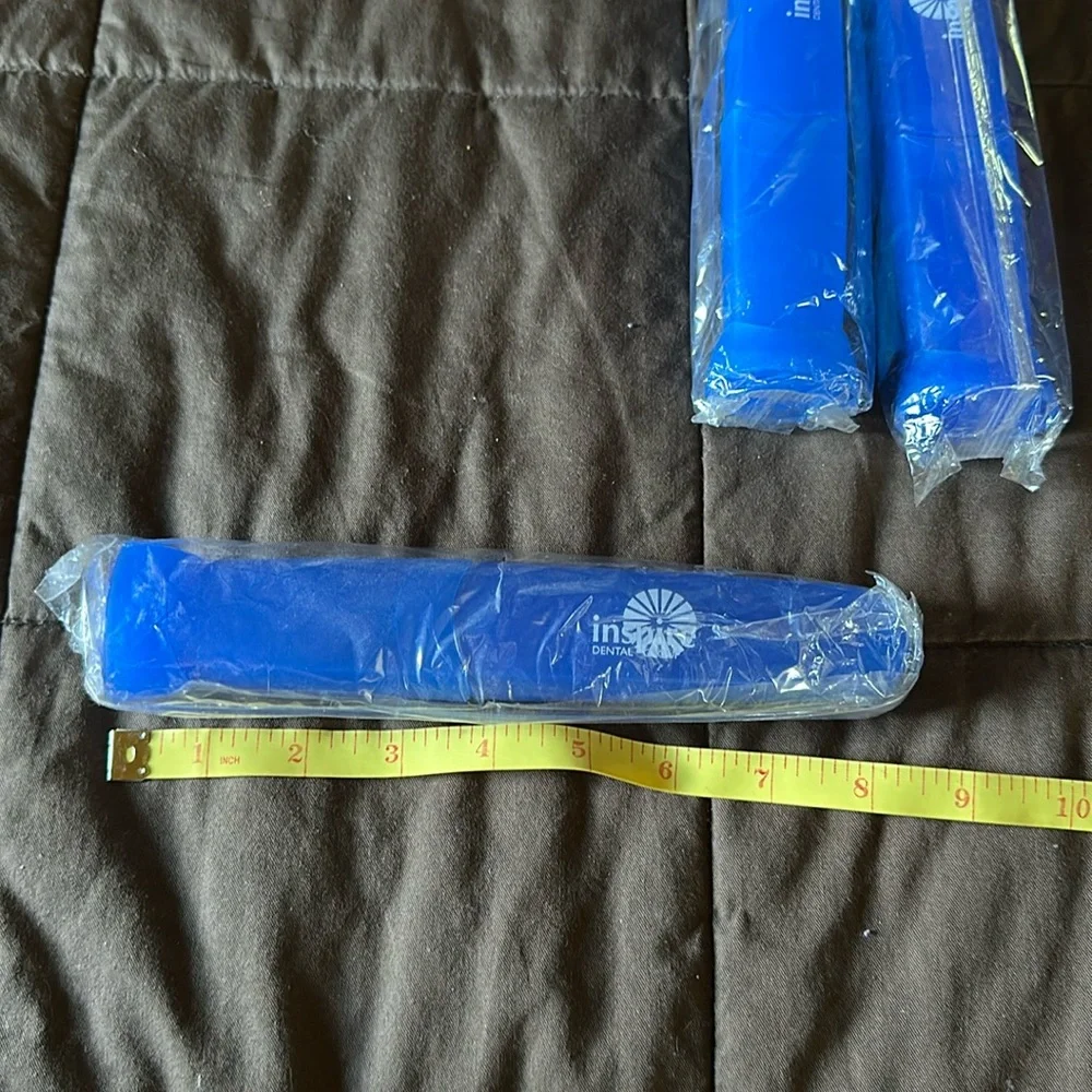 Assorted (No brand) blue plastic